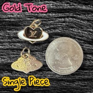 🆕 Listing - Single Piece Black/White Heart Planet Gold Tone Zipper Pull Charm